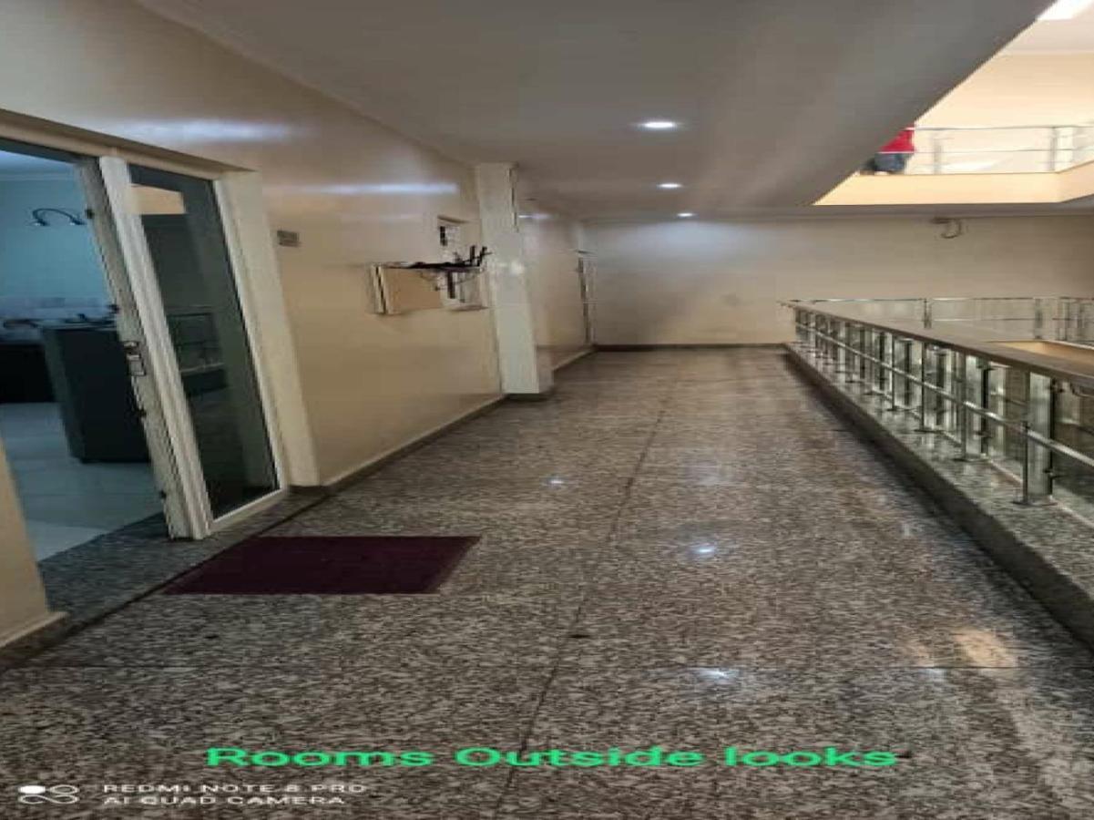Oyo 74401 Aster Garden Suites Delhi  Exterior photo