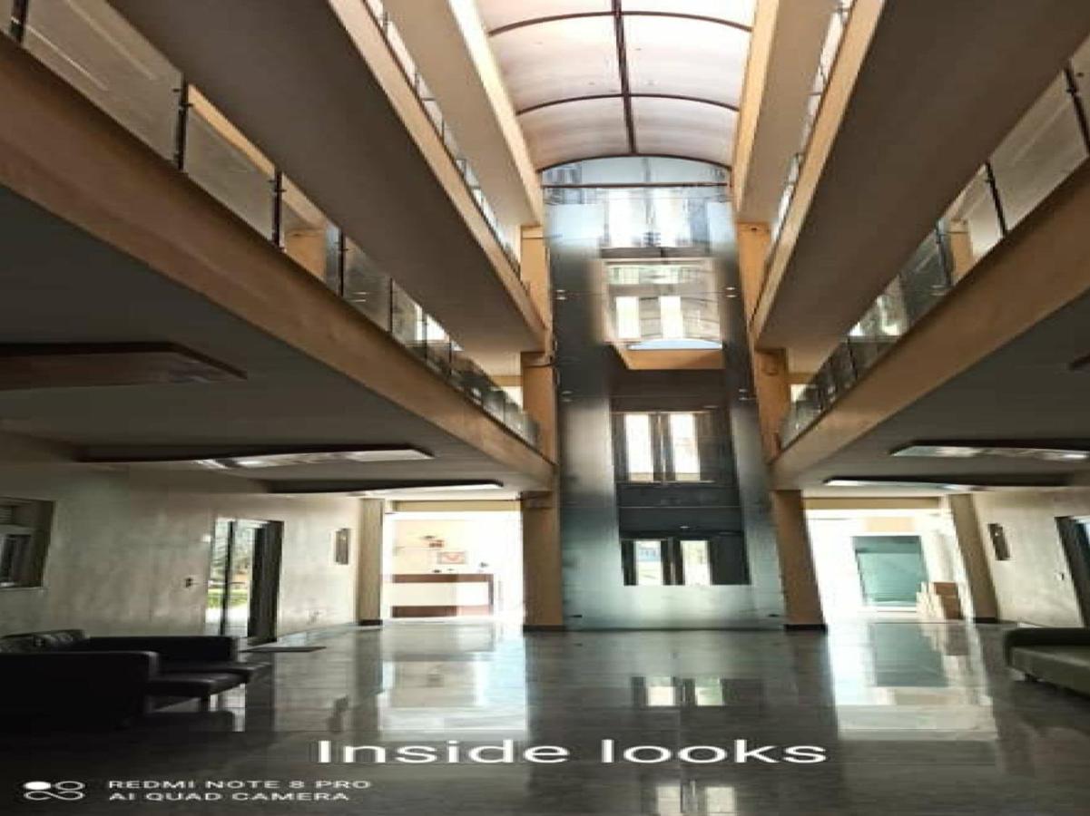 Oyo 74401 Aster Garden Suites Delhi  Exterior photo